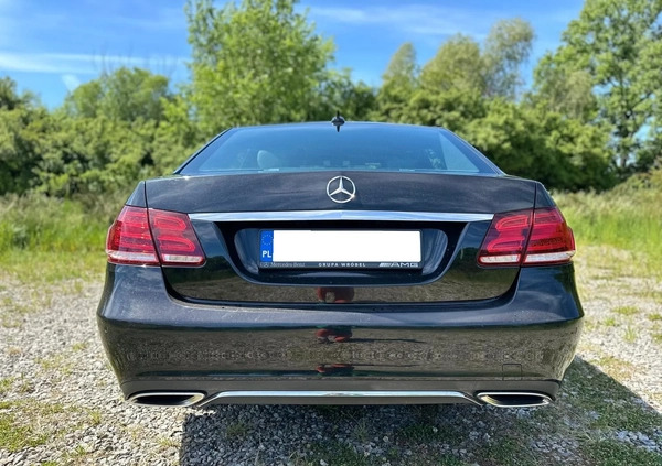 Mercedes-Benz Klasa E cena 69900 przebieg: 252900, rok produkcji 2014 z Piechowice małe 92